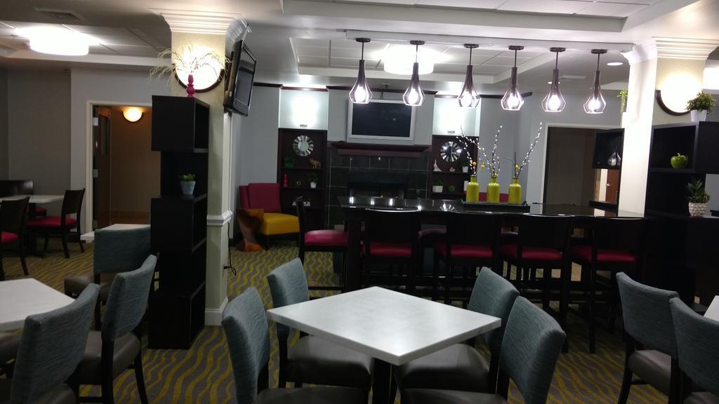 阿宾登i-81舒适套房酒店 阿宾顿 外观 照片